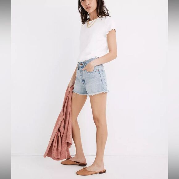 Madewell Relaxed Denim Distressed Shorts in Cedarcroft Wash Women’s Size 23 - Picture 1 of 9